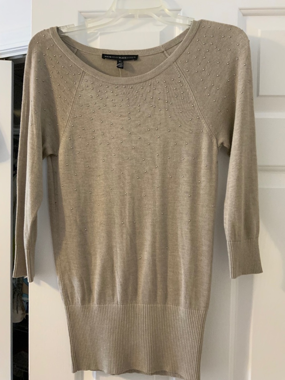 White House/Black Market - Beige Pearl Embellished XS Blouse